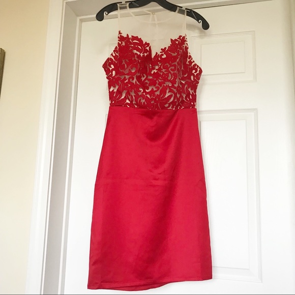 NWT bebe Lace & Mesh Detail Midi Dress in M - Picture 4 of 7